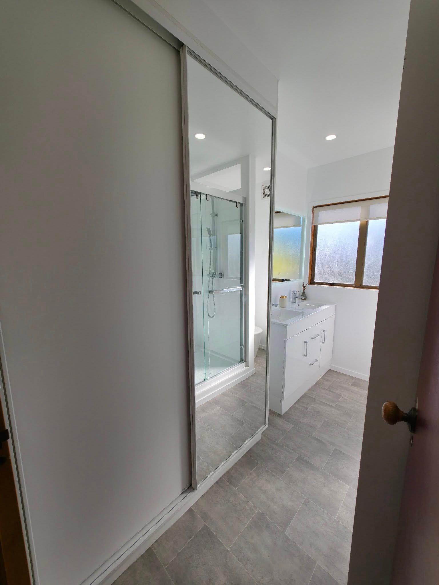 transforming bathrooms and kitchens 14